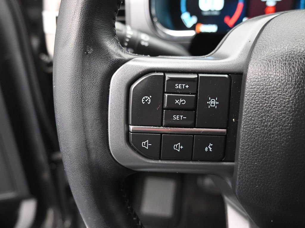 Used 2022 Ford F150 Lariat image 7