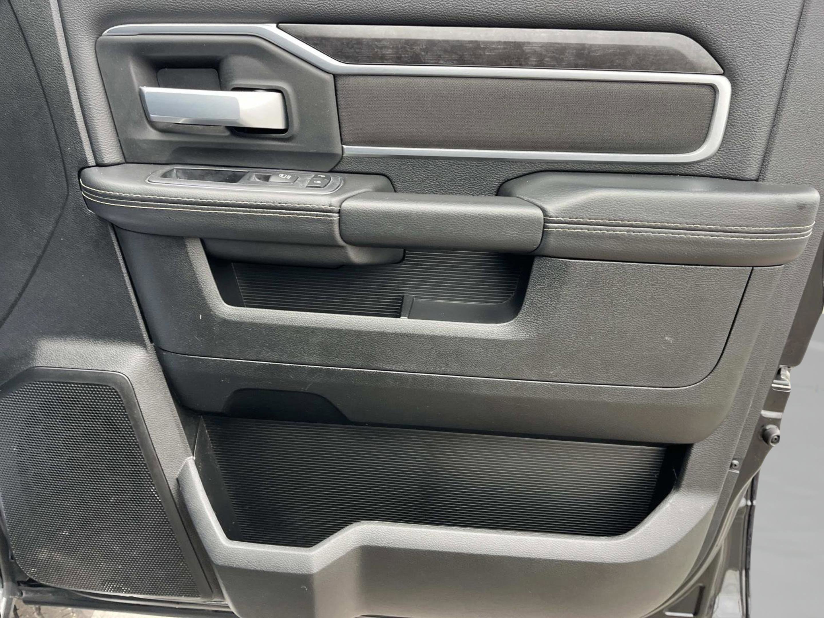 Used 2024 RAM 2500 Big Horn image 26