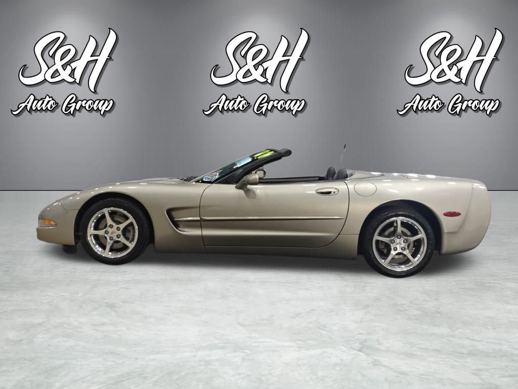 Used 2001 Chevrolet Corvette Convertible w/ Preferred Equipment Group2 image 18