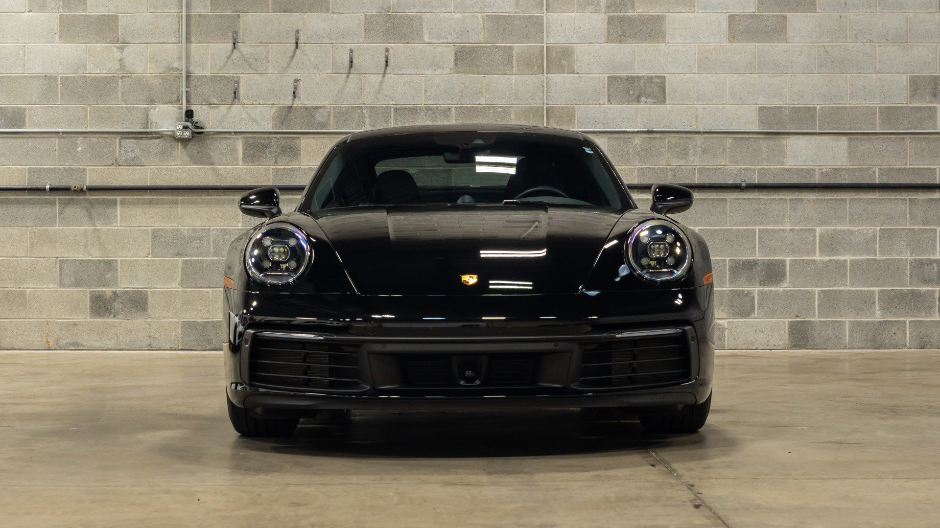 Used 2020 Porsche 911 Carrera RWD image 2