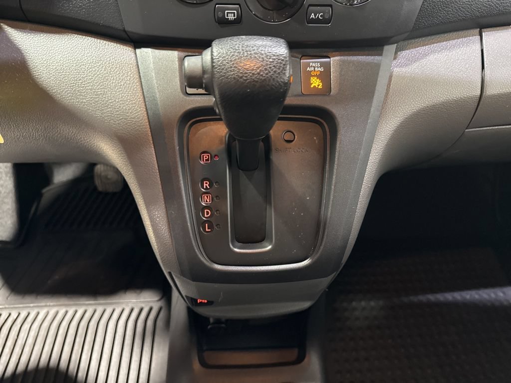 Used 2015 Chevrolet City Express LT w/ Technology Package FWD image 18