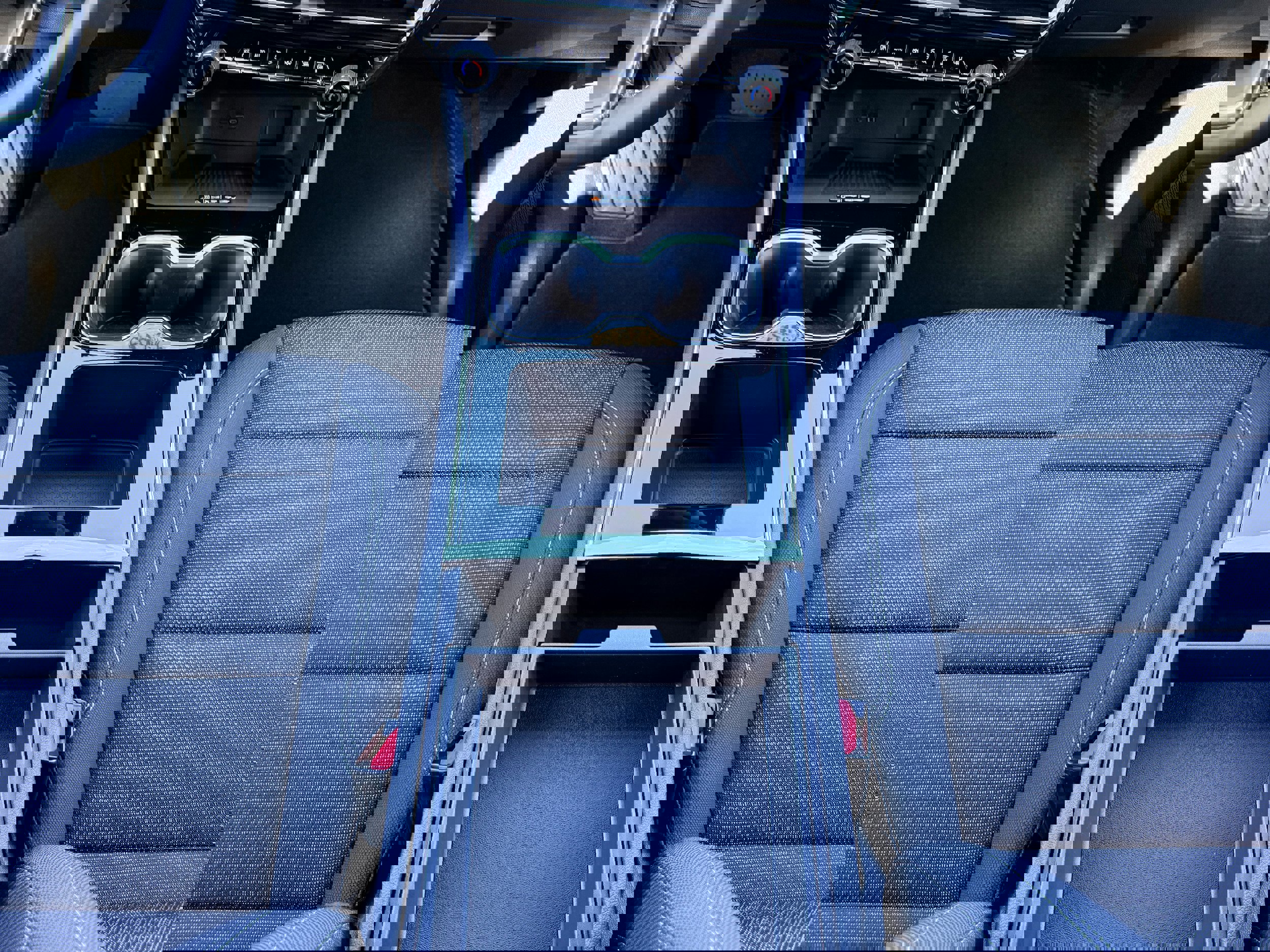 New 2026 Chevrolet Traverse LT w/ Midnight/Sport Edition AWD/4WD image 17