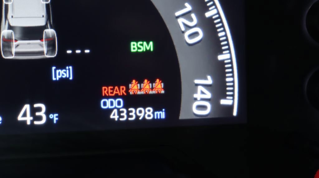 Used 2024 Toyota RAV4 XLE w/ Convenience Package AWD/4WD image 19