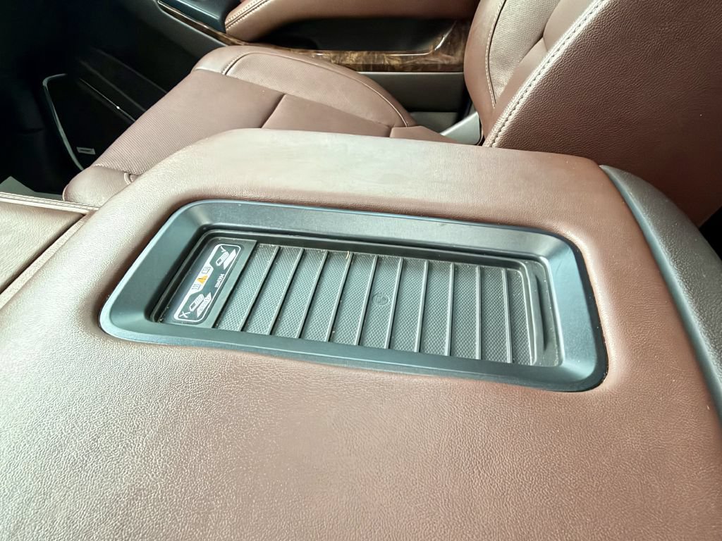 Used 2018 Chevrolet Tahoe Premier AWD/4WD image 22