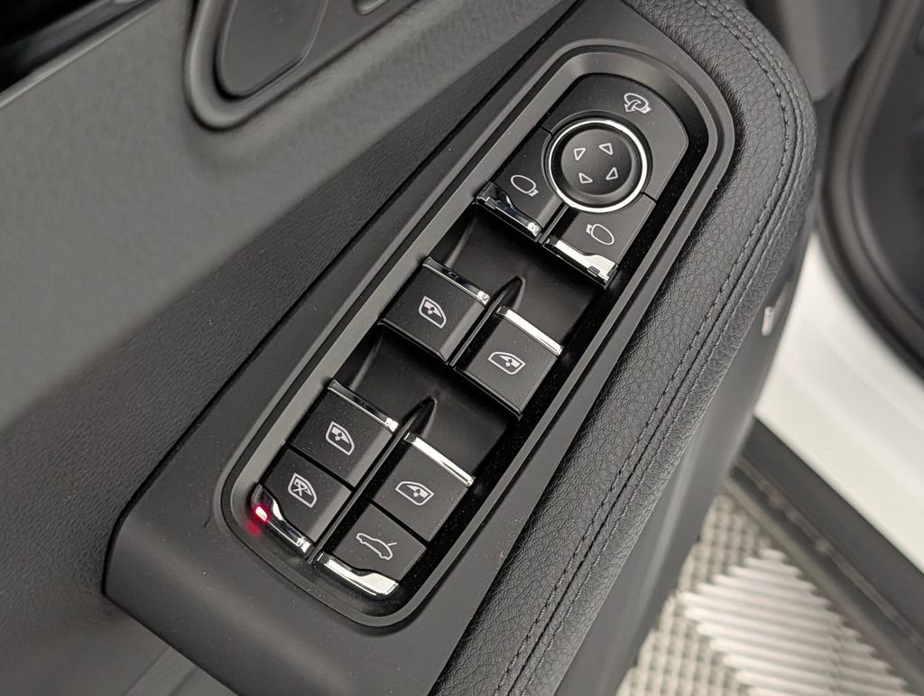 New 2026 Porsche Macan S image 27