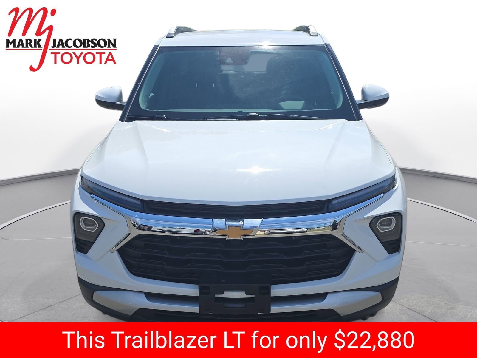 Used 2025 Chevrolet TrailBlazer LT FWD image 3