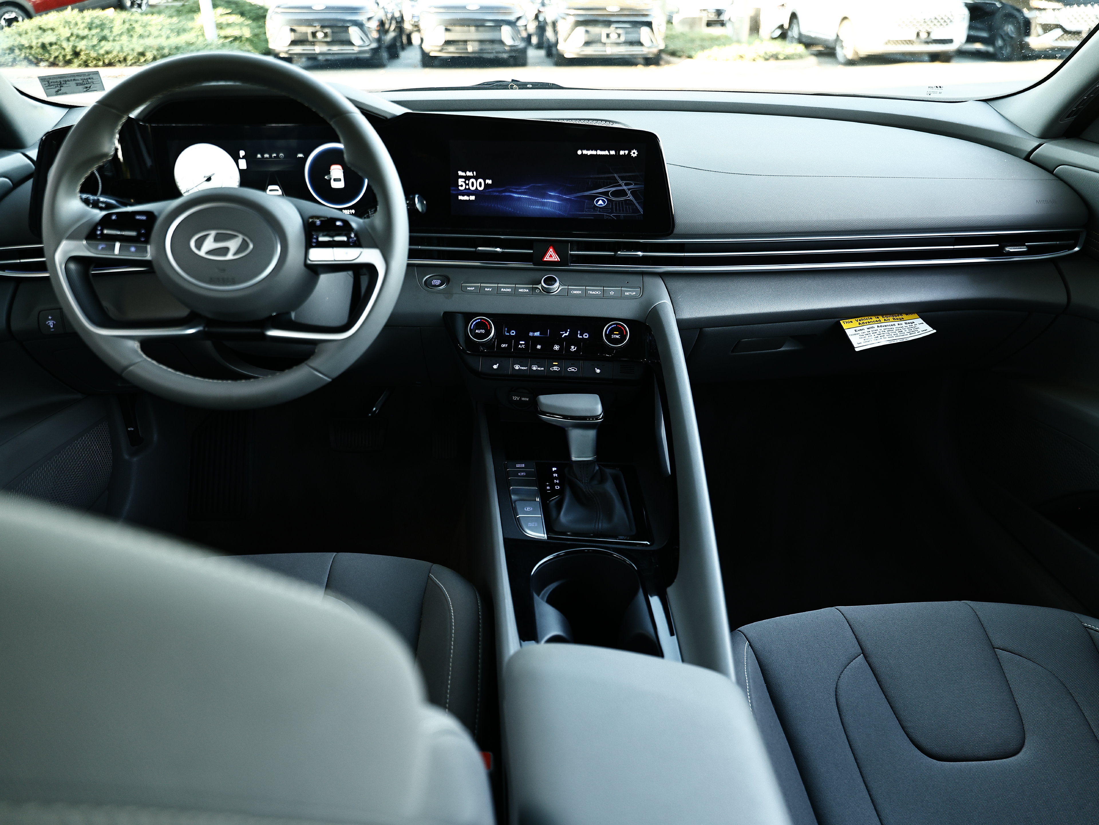 Used 2024 Hyundai Elantra SEL w/ Convenience Package FWD image 27