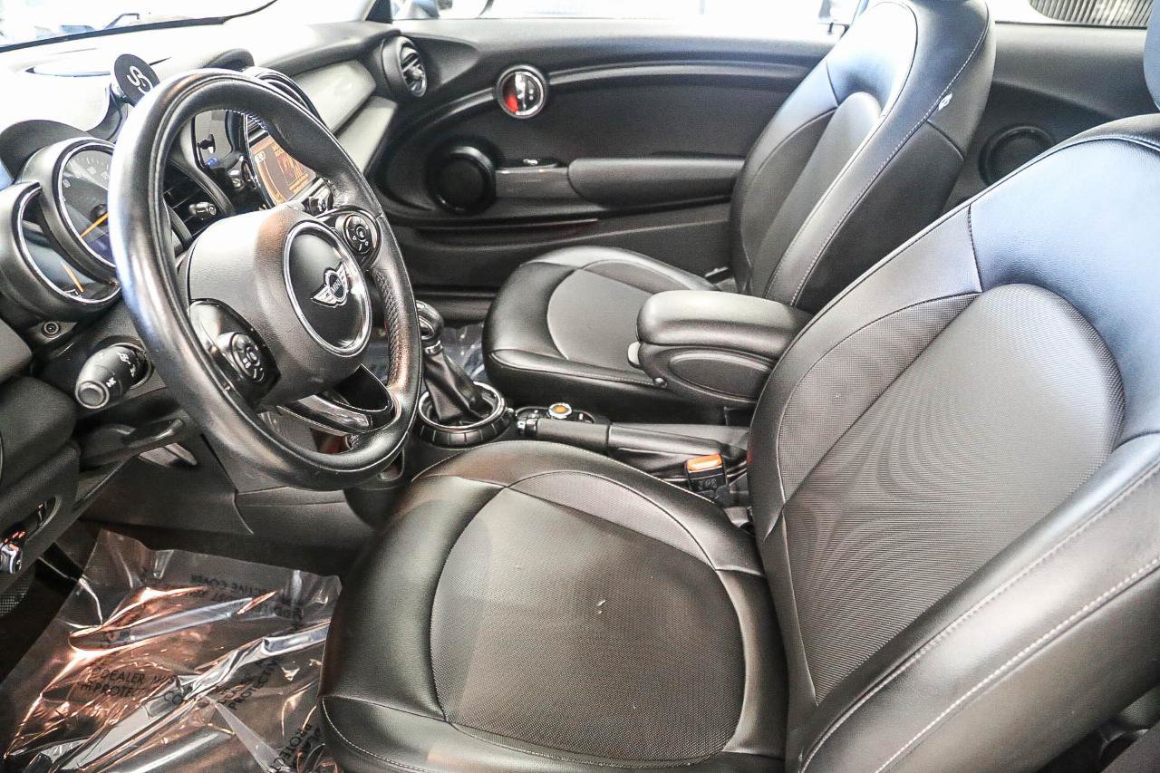 Used 2016 MINI Cooper 2-Door Hardtop FWD image 11