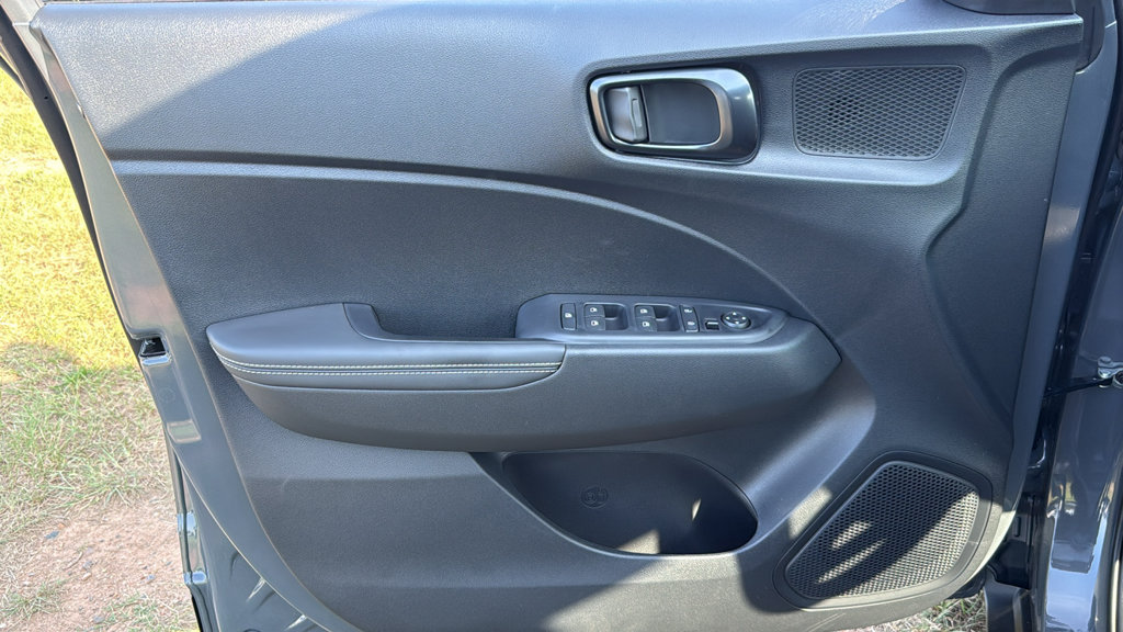 New 2026 Hyundai Venue SEL FWD image 15