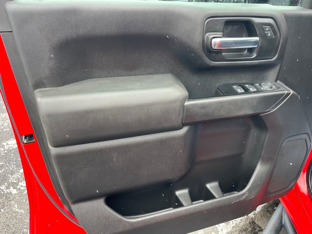 Used 2020 Chevrolet Silverado 2500 Custom w/ Custom Value Package image 18