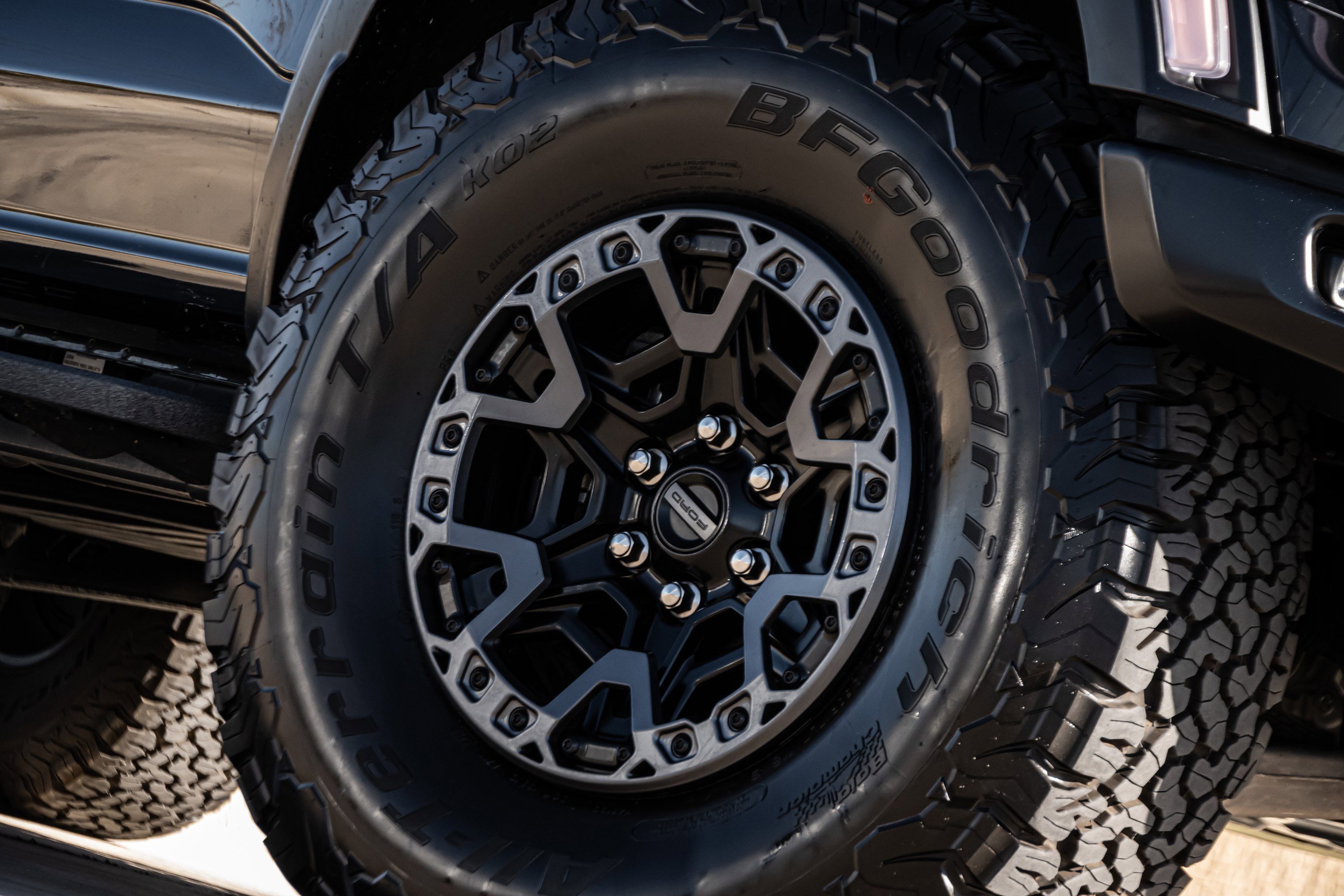 Used 2025 Ford F150 Raptor w/ Equipment Group 803A Raptor R image 40