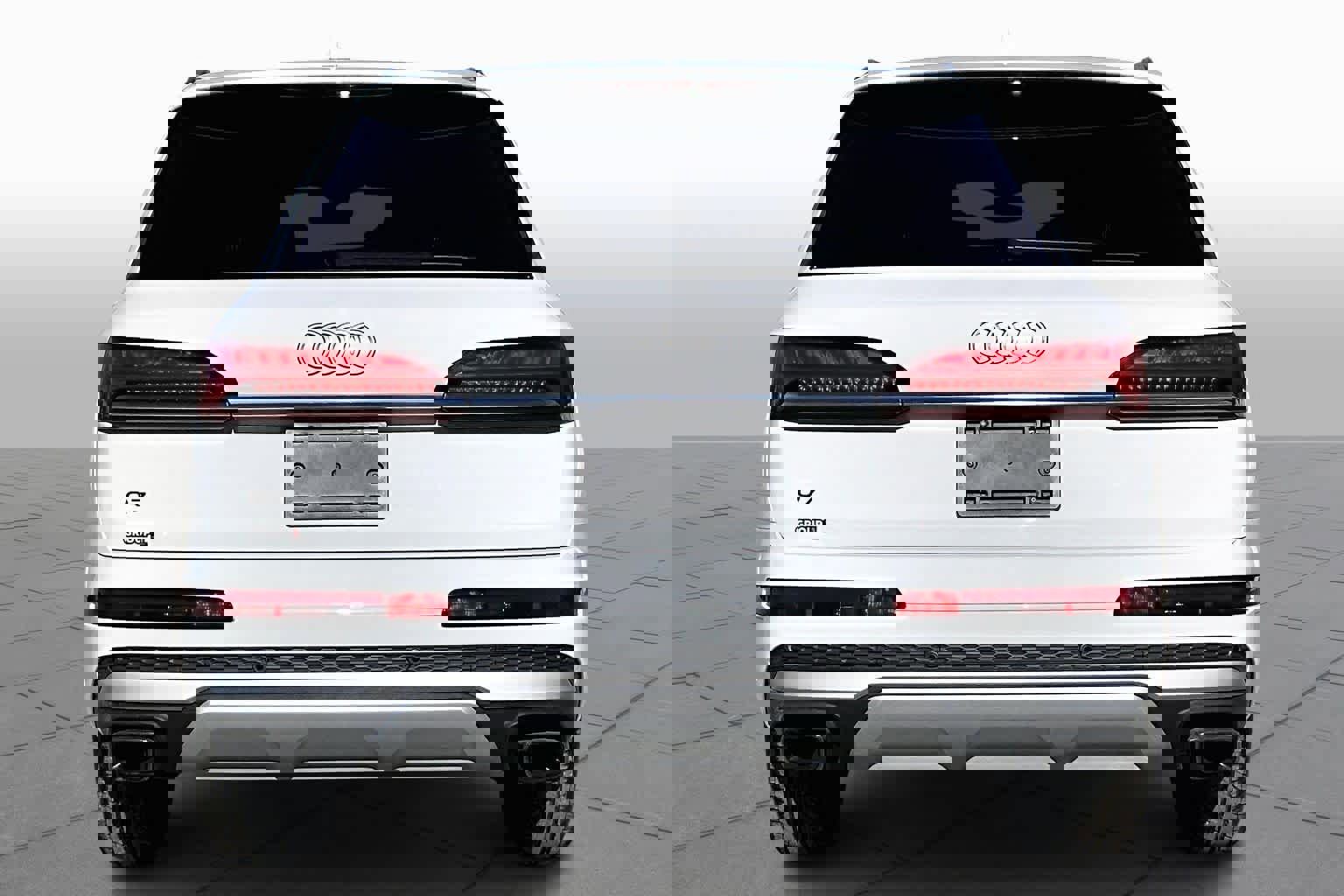 Used 2025 Audi Q7 3.0T Premium Plus image 4