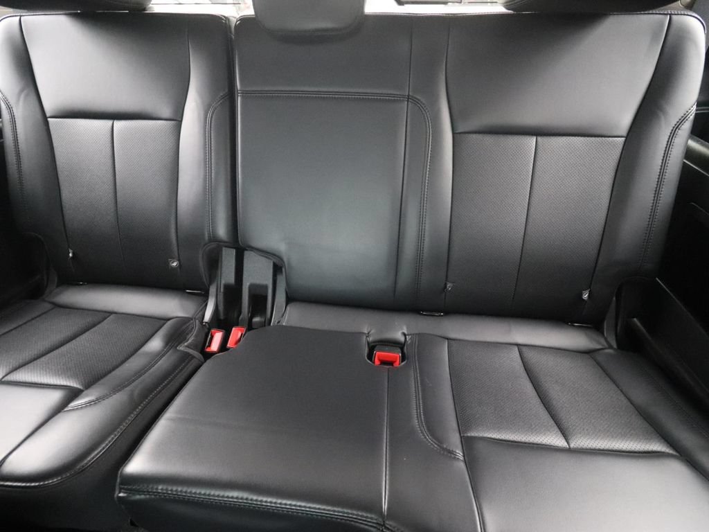 Certified 2024 Ford Expedition XLT RWD image 13