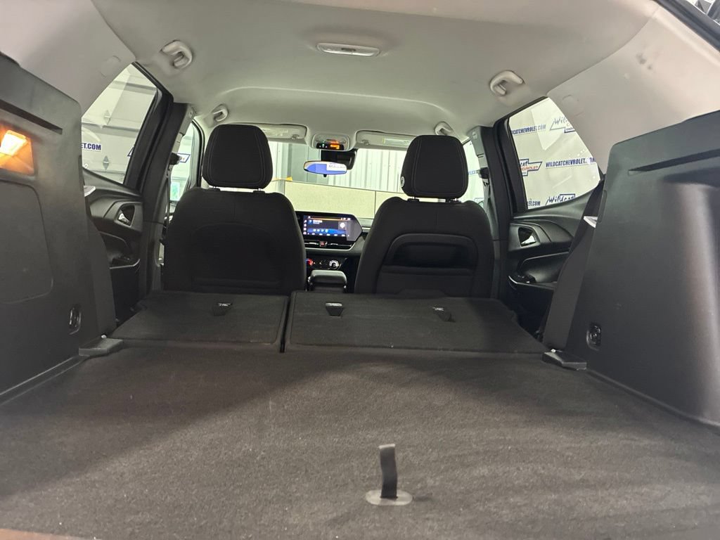 Used 2024 Chevrolet TrailBlazer LT FWD image 29