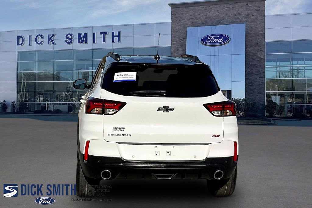 Used 2023 Chevrolet TrailBlazer RS w/ Convenience Package image 5