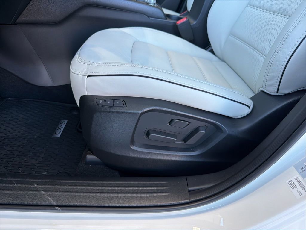 New 2025 MAZDA CX-5 AWD 2.5 S w/ Preferred Package image 12