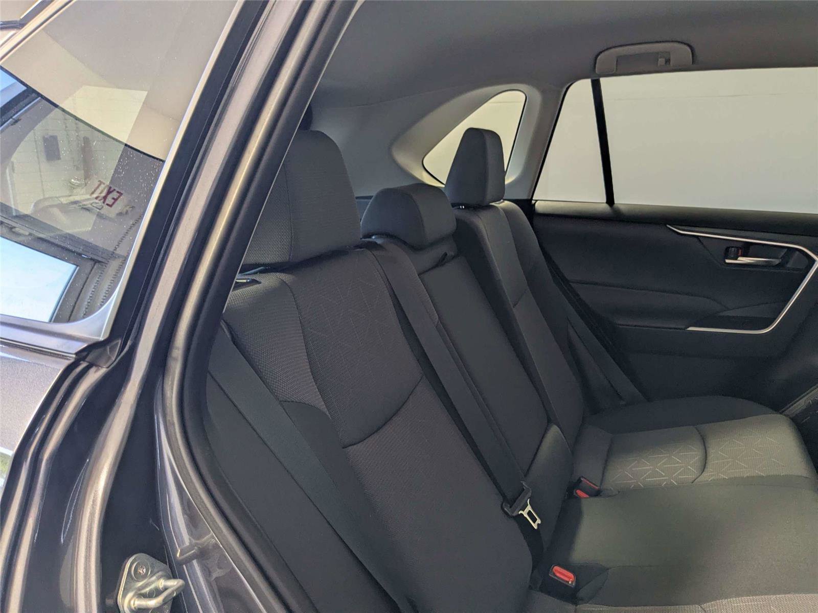 Certified 2025 Toyota RAV4 XLE AWD/4WD image 28