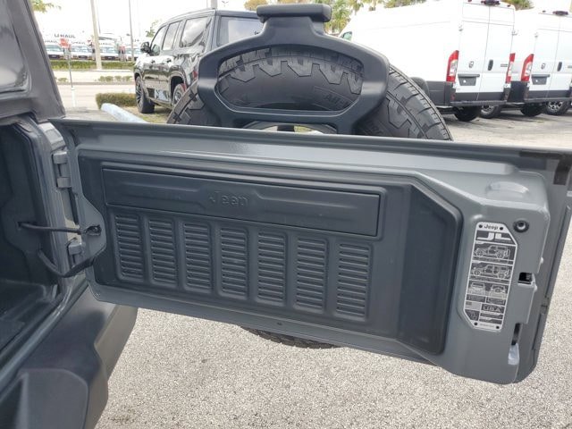 Certified 2023 Jeep Wrangler Sport AWD/4WD image 11