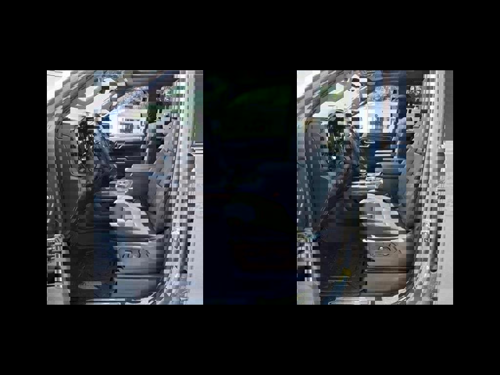 New 2025 Chevrolet Silverado 1500 LTZ w/ LTZ Premium Package image 38