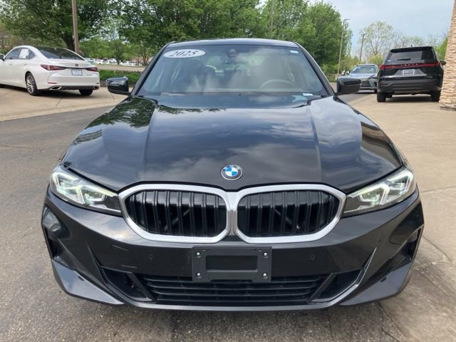 Used 2025 BMW 330i xDrive Sedan w/ Convenience Package AWD/4WD image 8