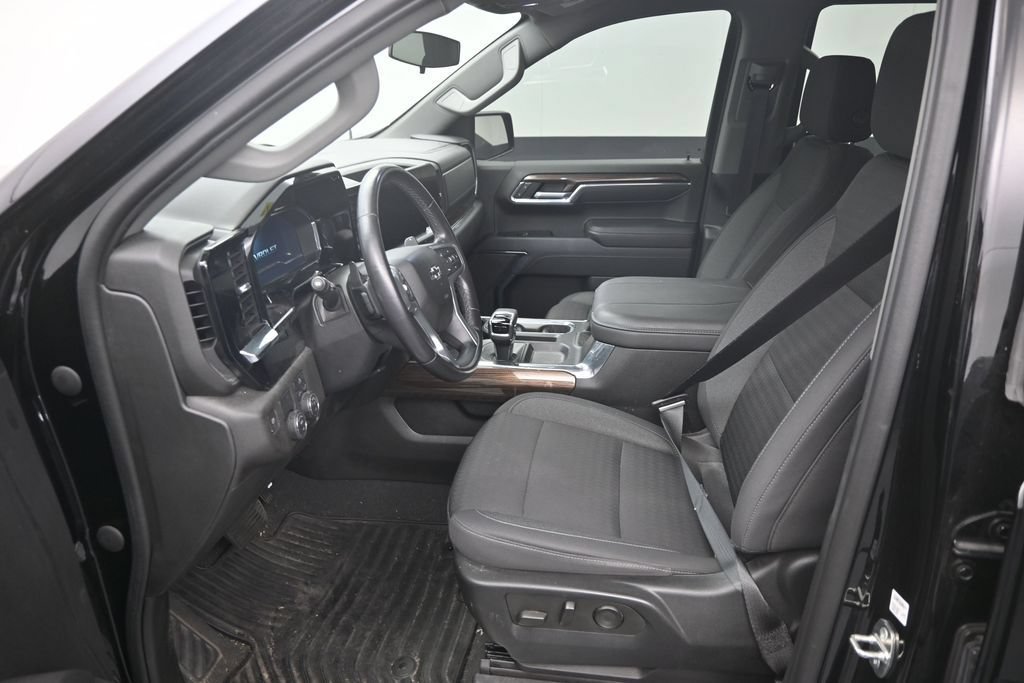 Used 2023 Chevrolet Silverado 1500 RST RWD image 10