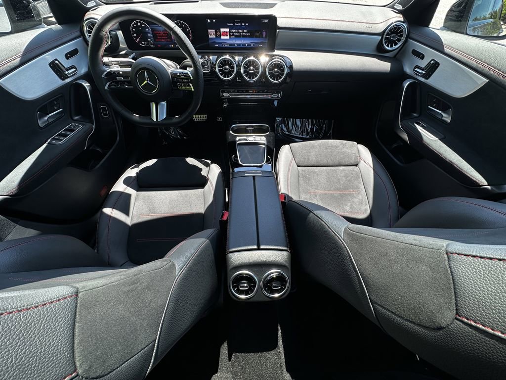 Certified 2025 Mercedes-Benz CLA 250 4MATIC image 26
