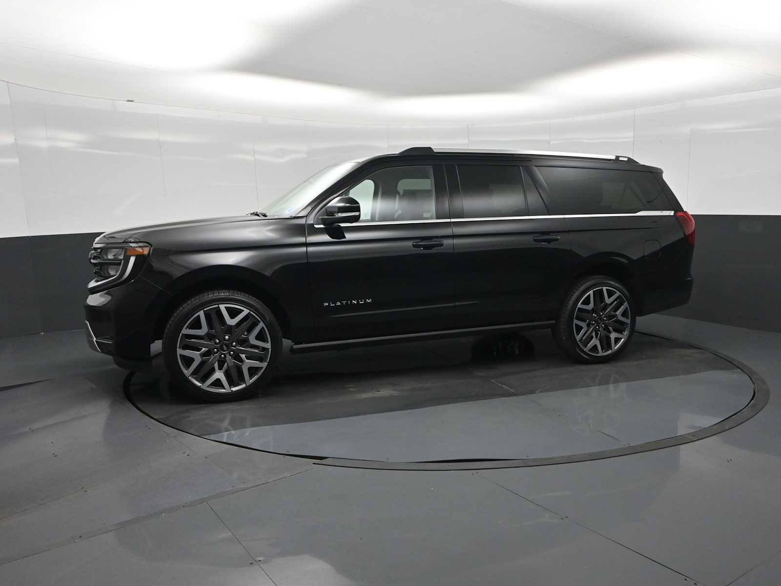 New 2026 Ford Expedition Max Platinum w/ Platinum Ultimate Package image 4