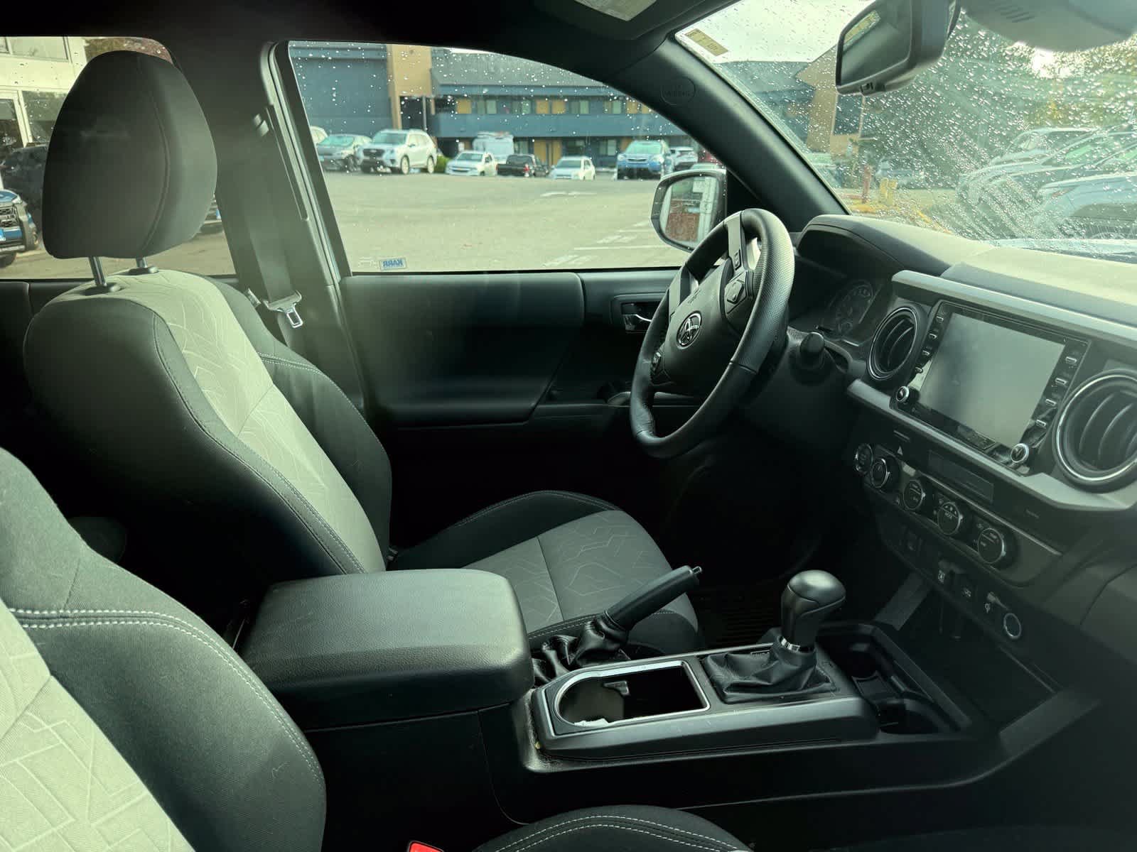 Used 2022 Toyota Tacoma TRD Sport w/ Black Out Package (TMS) AWD/4WD image 5