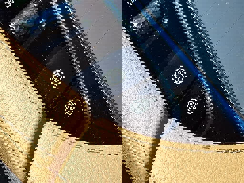 Used 2018 Volvo XC90 T6 Momentum w/ Convenience Package image 23