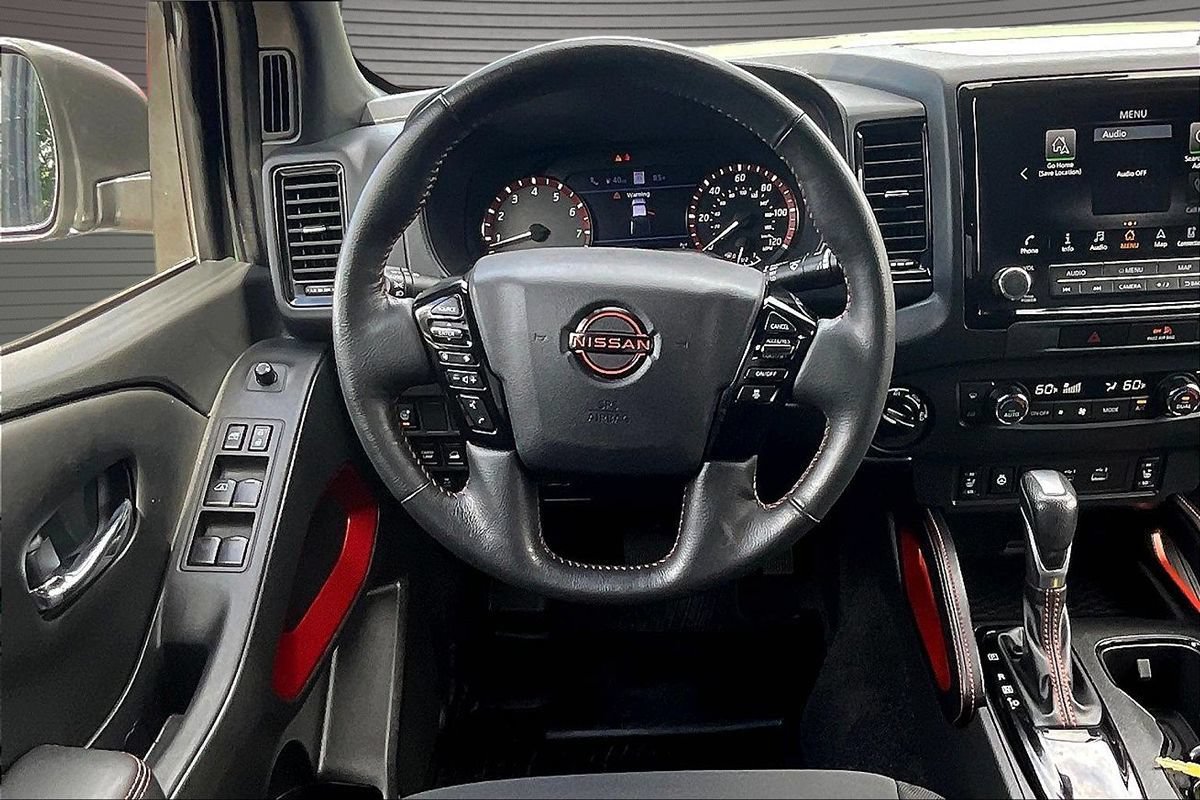 Used 2023 Nissan Frontier PRO-4X w/ Pro Convenience Package AWD/4WD image 9