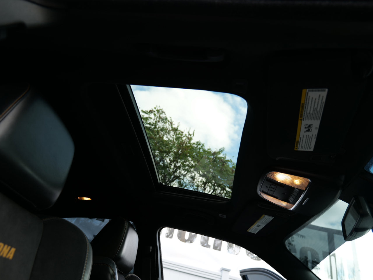 Used 2018 Dodge Charger R/T image 41