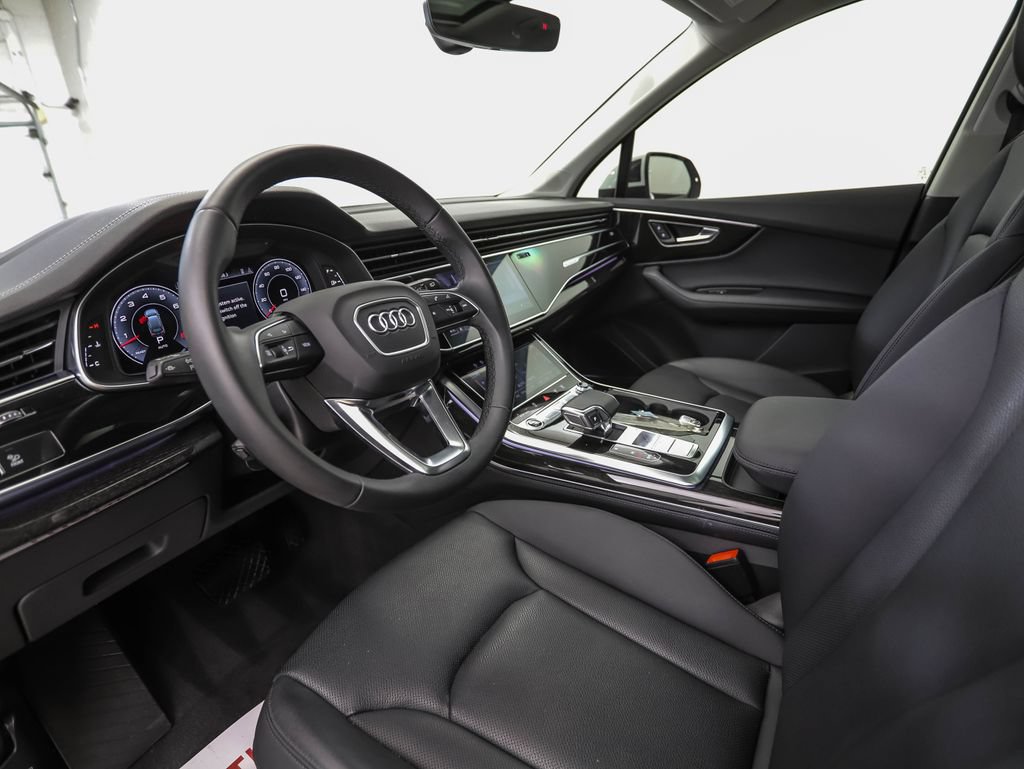 Used 2023 Audi Q7 3.0T Prestige w/ Prestige Package AWD/4WD image 10