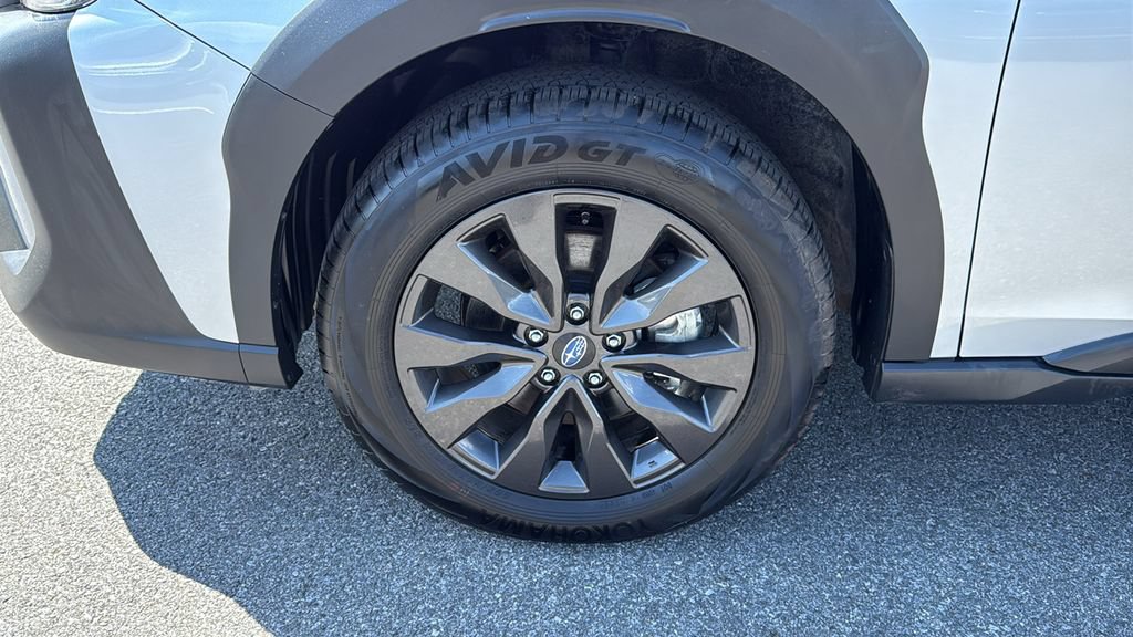 Certified 2025 Subaru Outback Onyx Edition AWD/4WD image 10