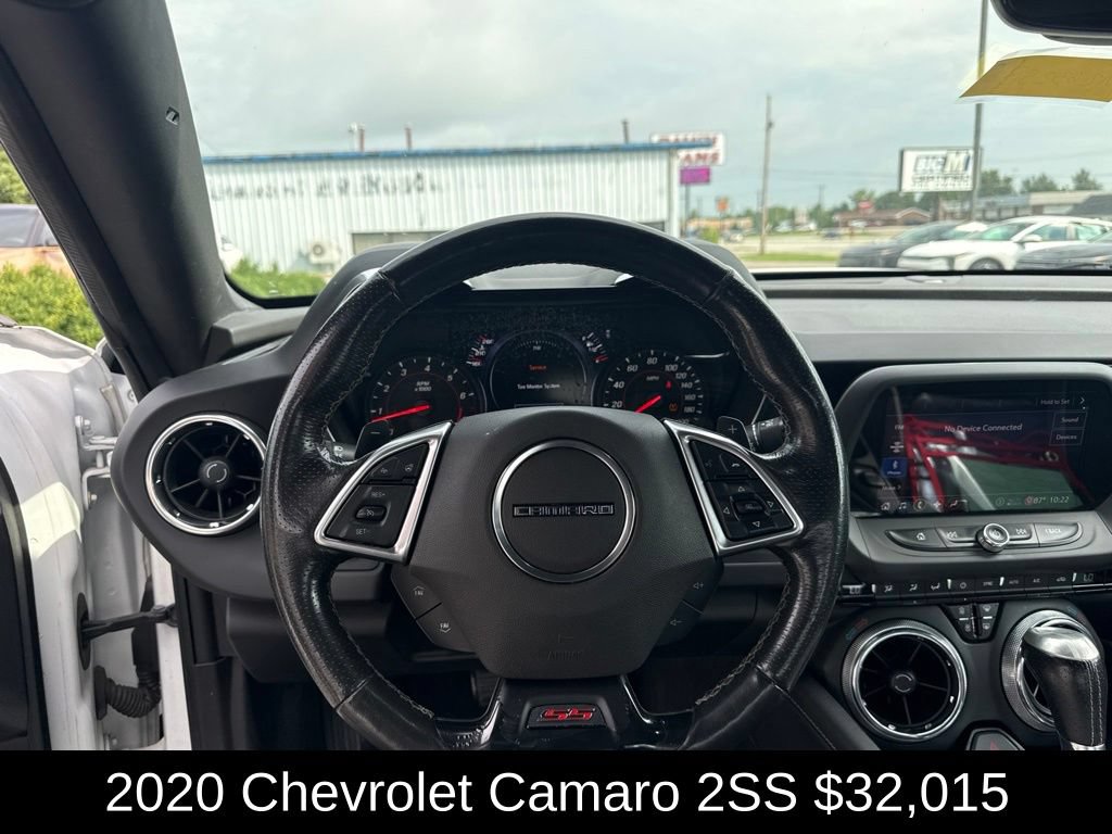 Used 2020 Chevrolet Camaro SS RWD image 10
