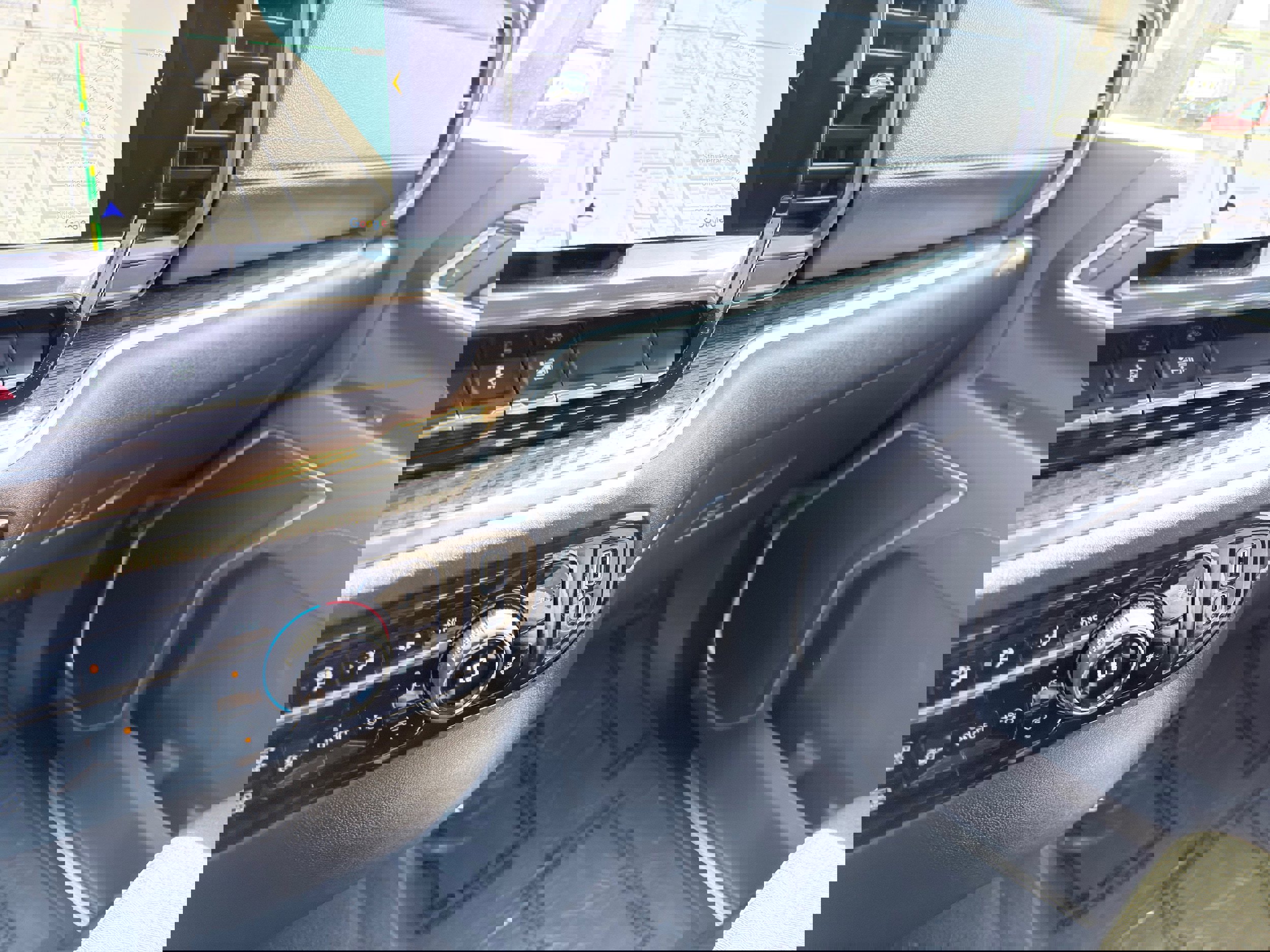 Used 2025 Chevrolet Silverado 2500 LT w/ Convenience Package AWD/4WD image 37