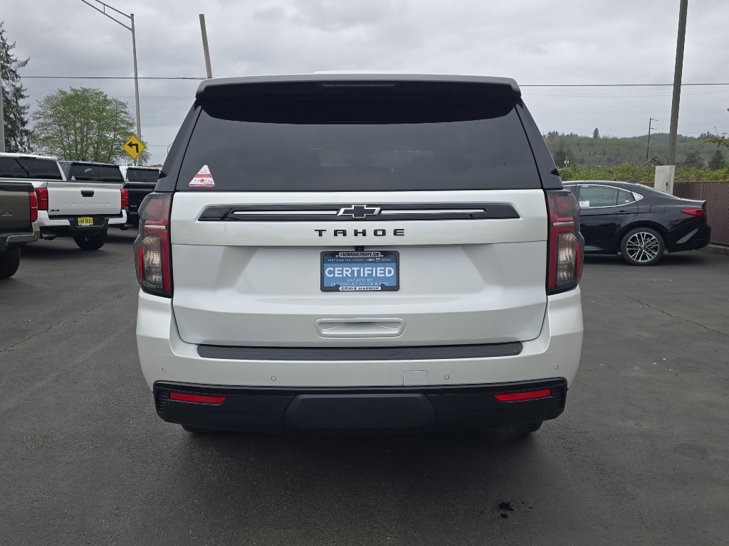 Used 2024 Chevrolet Tahoe Z71 w/ Luxury Package AWD/4WD image 8