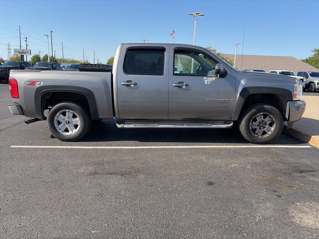 Used 2008 Chevrolet Silverado 1500 LTZ w/ Suspension Package, Off-Road AWD/4WD image 11