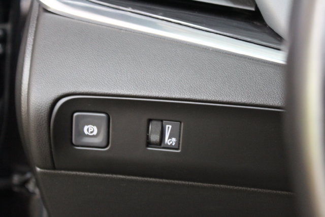 Used 2023 Buick Enclave Essence w/ Sport Touring Edition AWD/4WD image 15