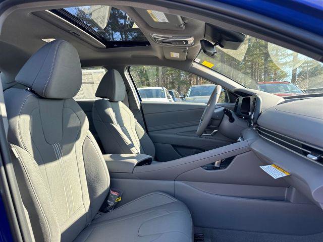 New 2026 Hyundai Elantra SEL Sport Premium FWD image 14