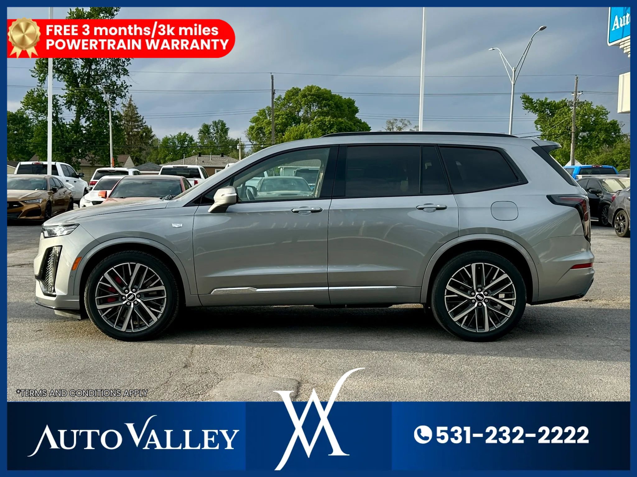 Used 2023 Cadillac XT6 Sport w/ Platinum Package AWD/4WD image 4