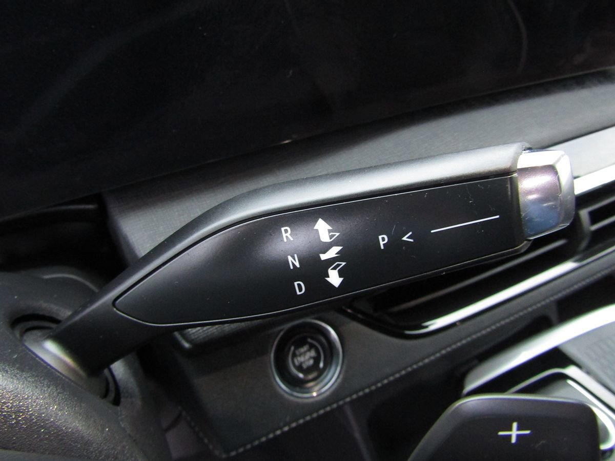 Used 2025 Buick Enclave Preferred image 11
