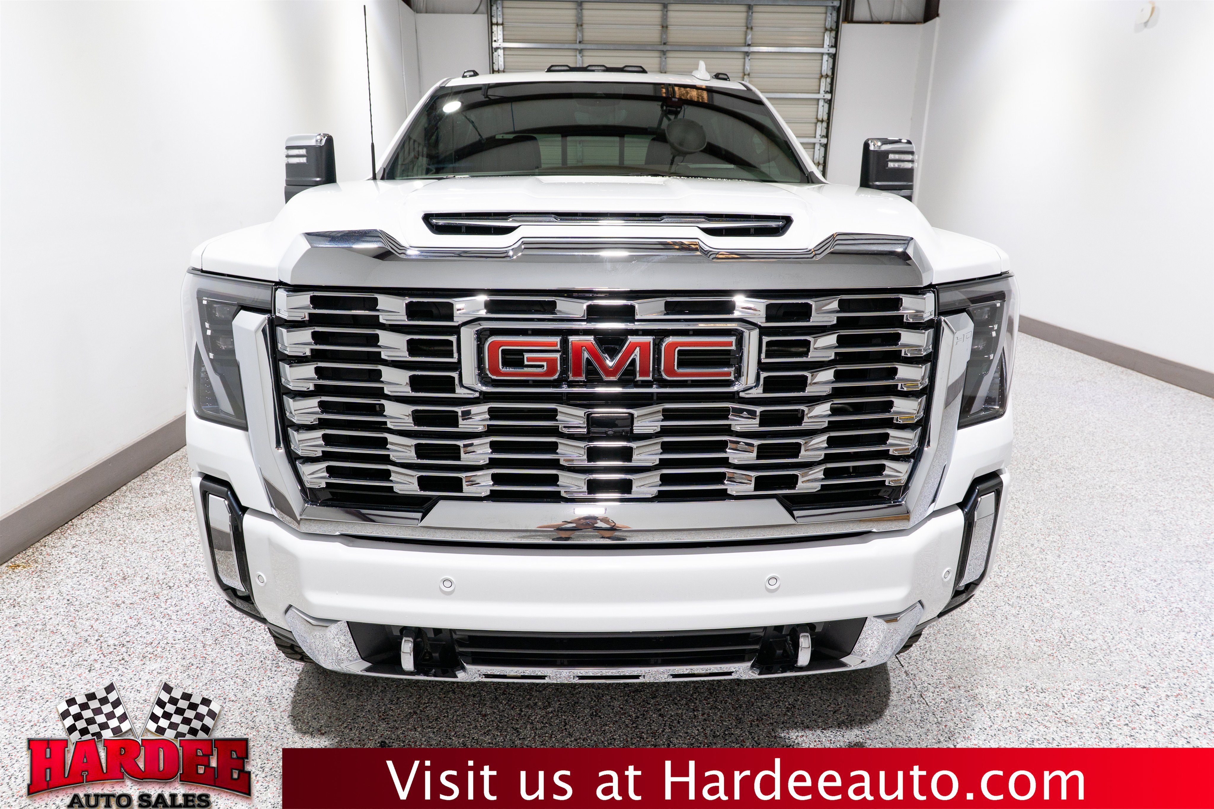 Used 2025 GMC Sierra 2500 Denali w/ Denali Reserve Package AWD/4WD image 7