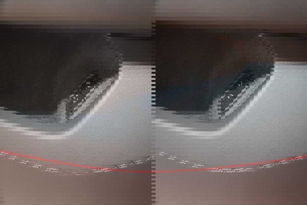 Used 2023 Chevrolet Corvette Stingray Preferred Conv w/ 2LT image 48