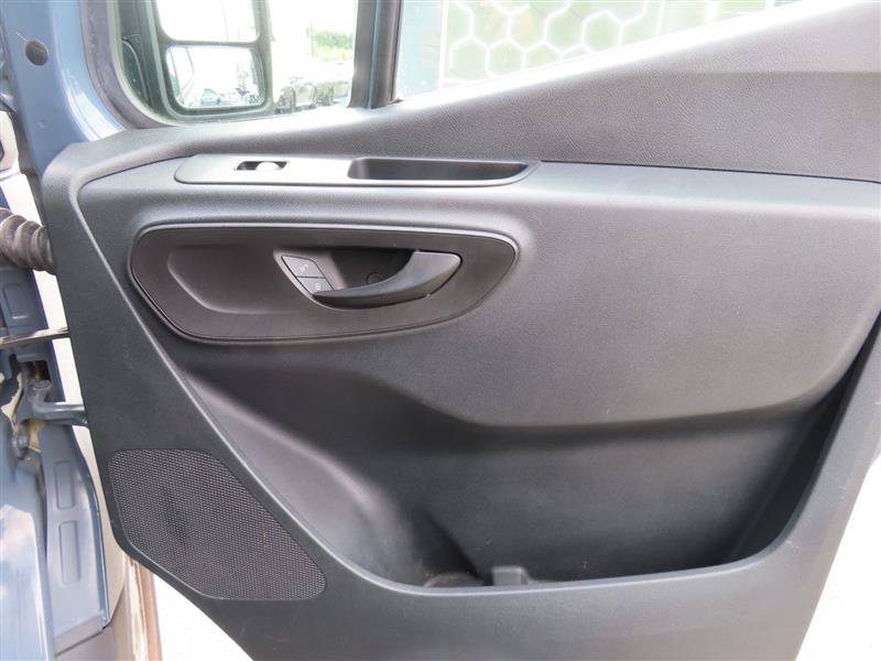 Used 2019 Mercedes-Benz Sprinter 170 image 27