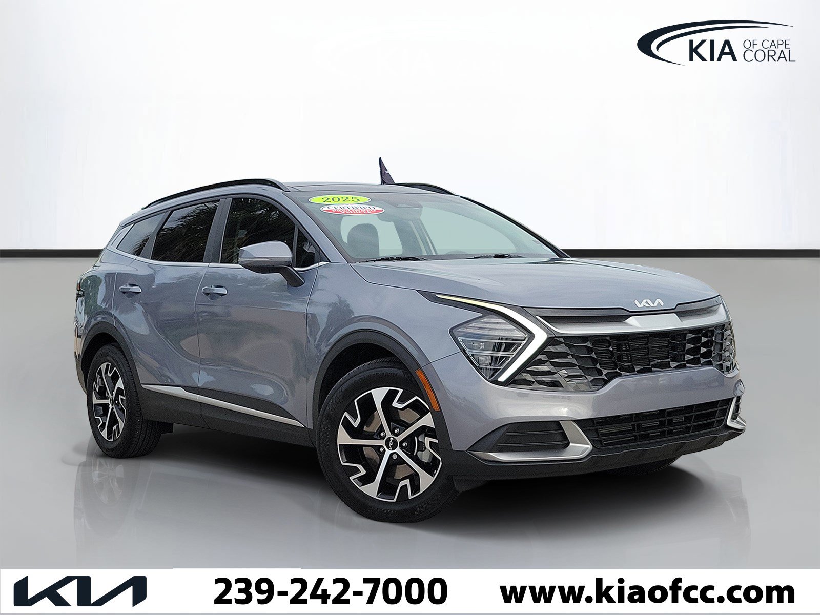 Certified 2025 Kia Sportage EX w/ Premium Package FWD image 1