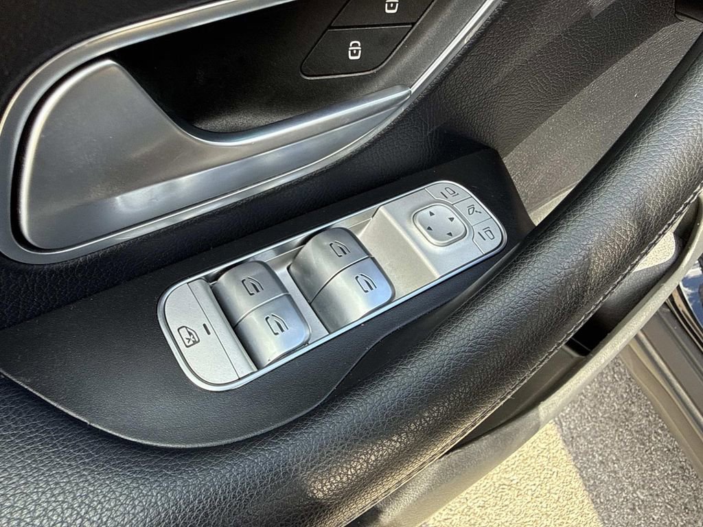 Used 2023 Mercedes-Benz GLS 450 GLS 450 image 11