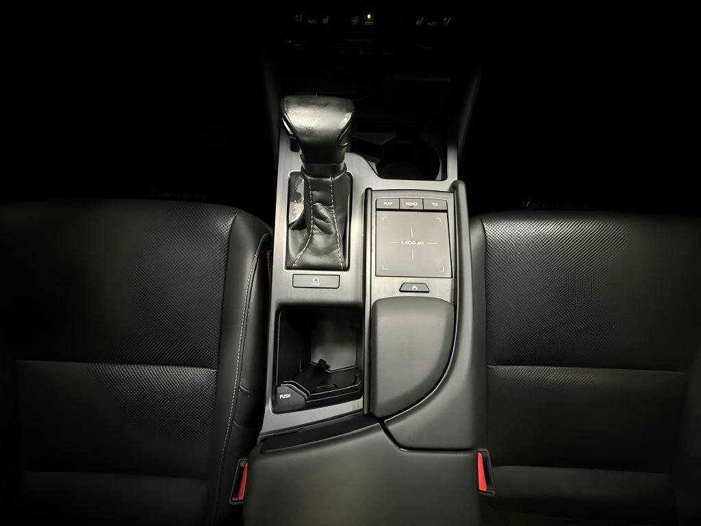 Used 2021 Lexus ES 350 w/ Premium Package FWD image 25