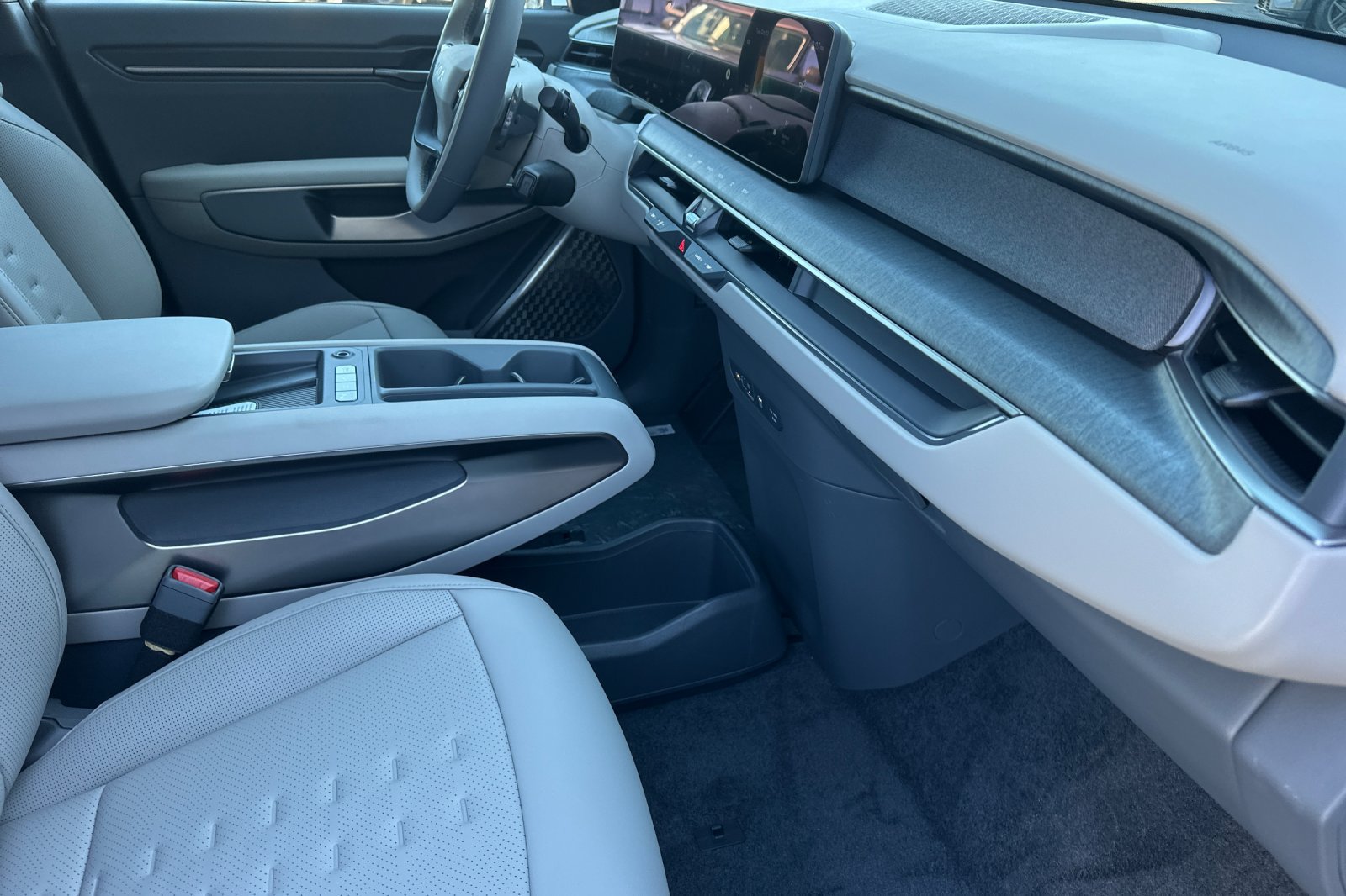 New 2026 Kia EV9 Wind AWD/4WD image 16