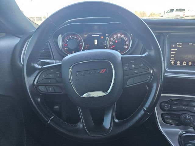 Used 2021 Dodge Challenger SXT w/ Driver Convenience Group image 14