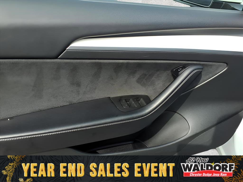 Used 2022 Tesla Model 3 image 11